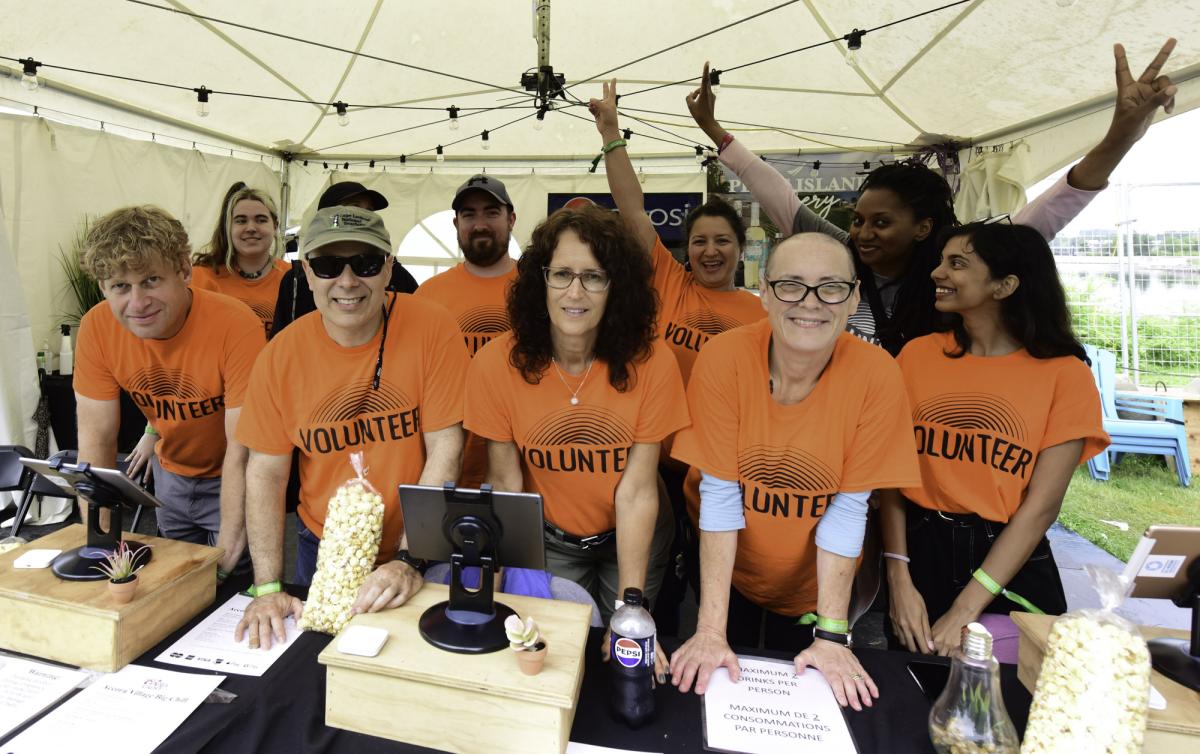 071124_GeraldMac_Volunteers-1807.jpg